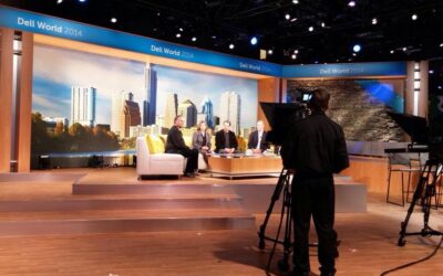 #DellWorld Welcomes @ckburgess and @mnburgess authors of @SocialEmployee #Dell #SocBiz